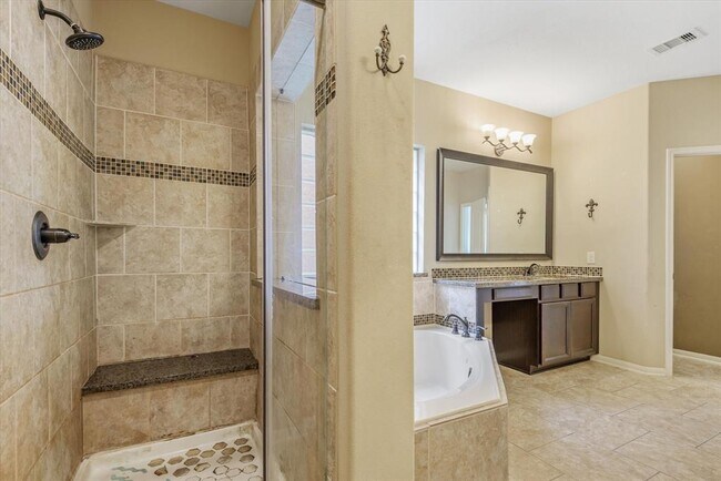 Building Photo - 9431 Copper Cove Ln