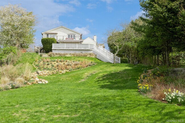 Building Photo - 155 S Essex St