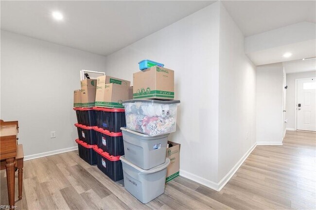 Building Photo - 41 Cecelia Way