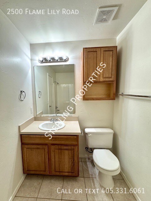 Building Photo - 2500 Flame Lily Rd
