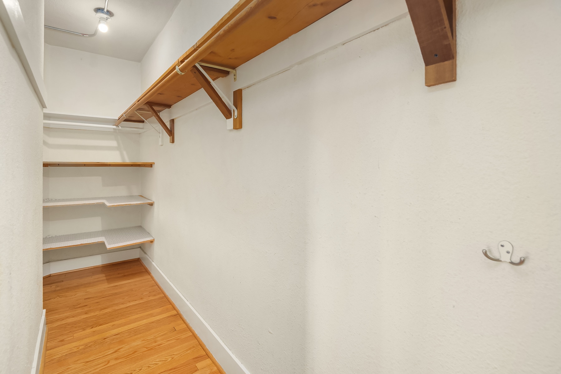 Building Photo - 1631 16th Ave