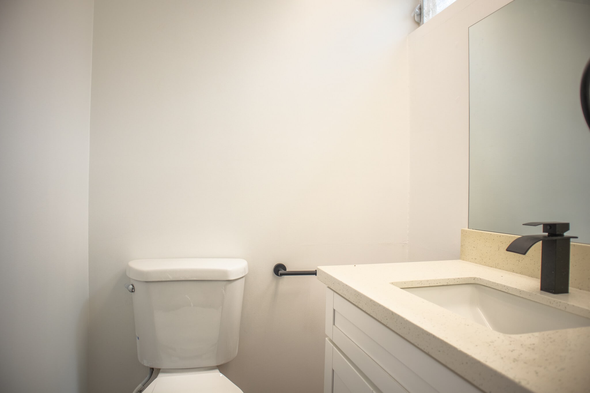 Building Photo - 350 Aoloa St