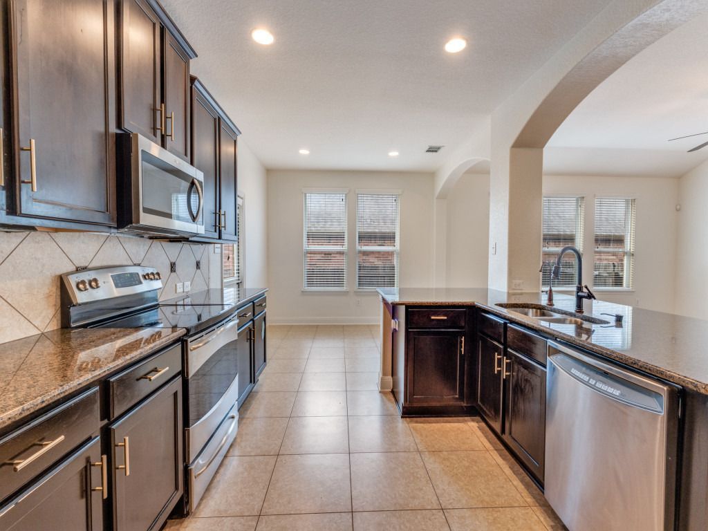 Building Photo - 229 Gardner