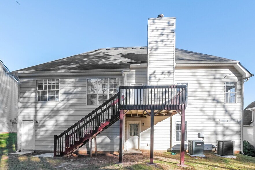 Building Photo - 8062 Mustang Ln