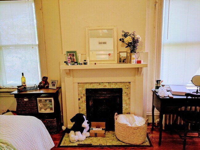 Building Photo - 1612 Floyd Ave