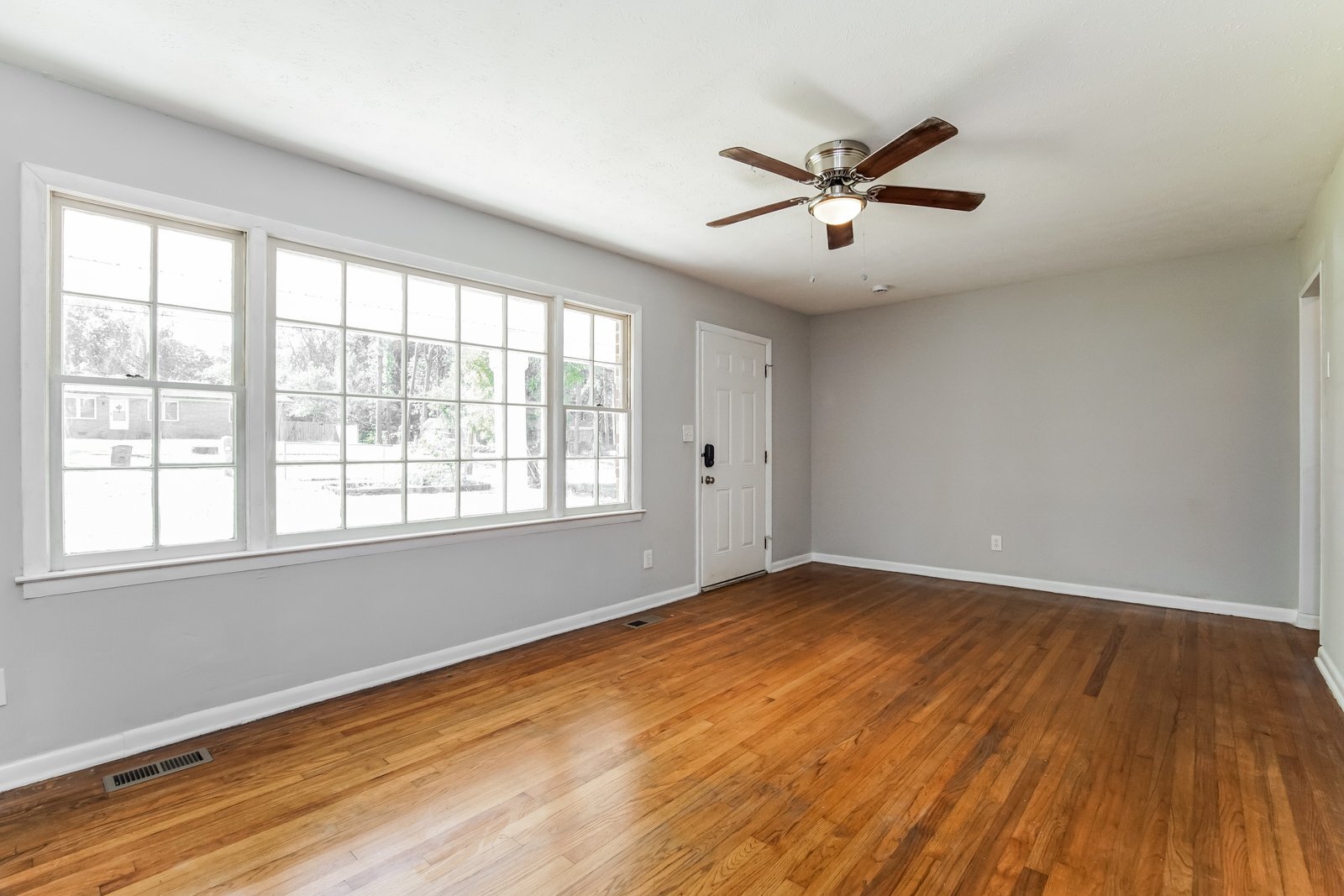 Building Photo - 7526 Decatur Dr