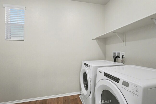 Building Photo - 28506 Via Priorat