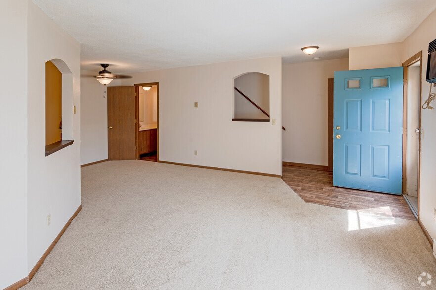 Interior Photo - Water's Edge Townhomes