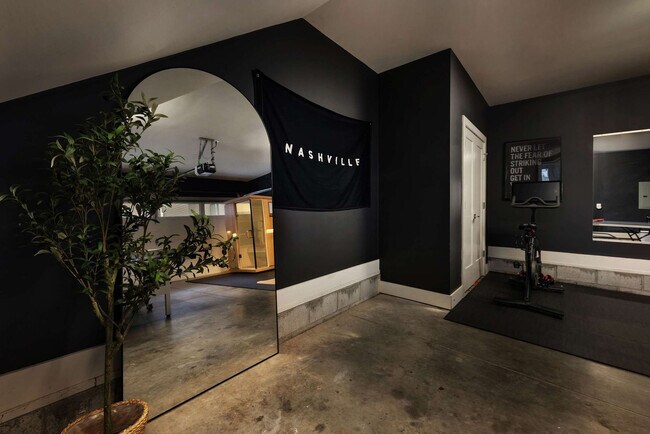 Building Photo - 1114A Wade Ave