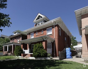 Building Photo - 1559