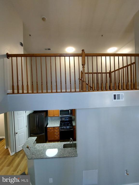 Building Photo - 21228 McFadden Square