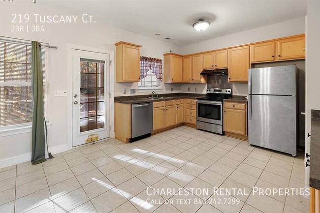 Building Photo - 219 Tuscany Ct