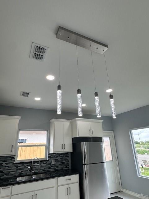 Building Photo - 30 Indian Creek Ave