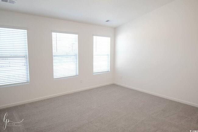 Building Photo - 172 Crescent Wy