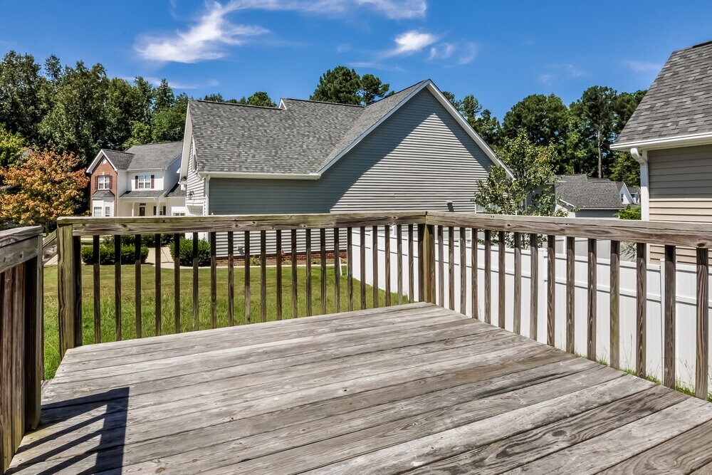 Building Photo - 3011 Watsonia Dr