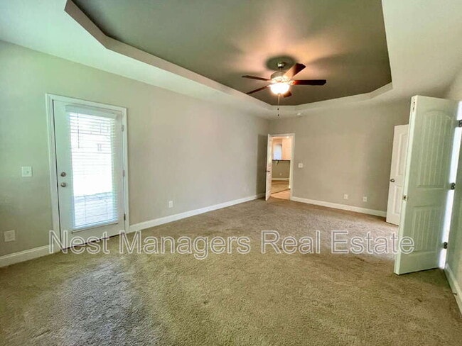 Building Photo - 208 Ladden Ln