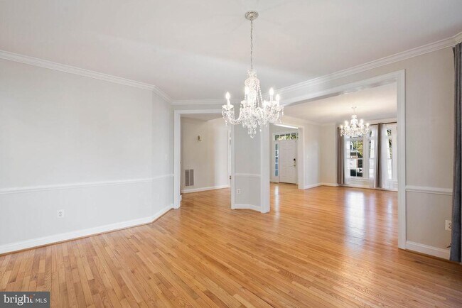 Building Photo - 2393 Watters Glen Ct