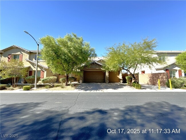 Building Photo - 10465 Saddle Mountain St