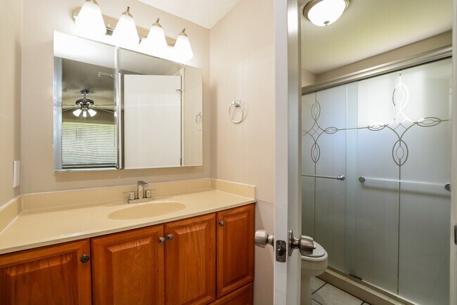 Building Photo - 1338 N Marcy Dr