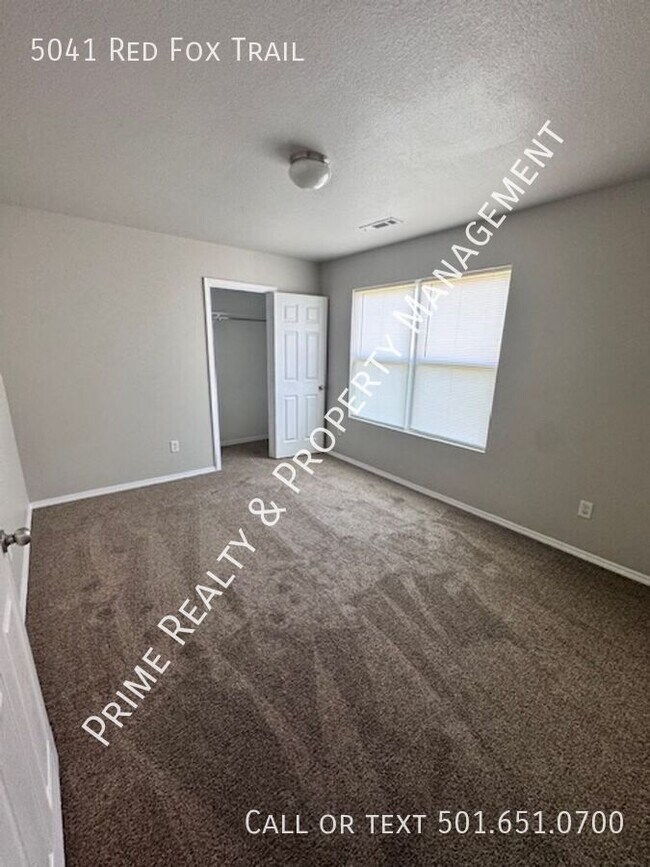 Building Photo - 5041 Red Fox Trl