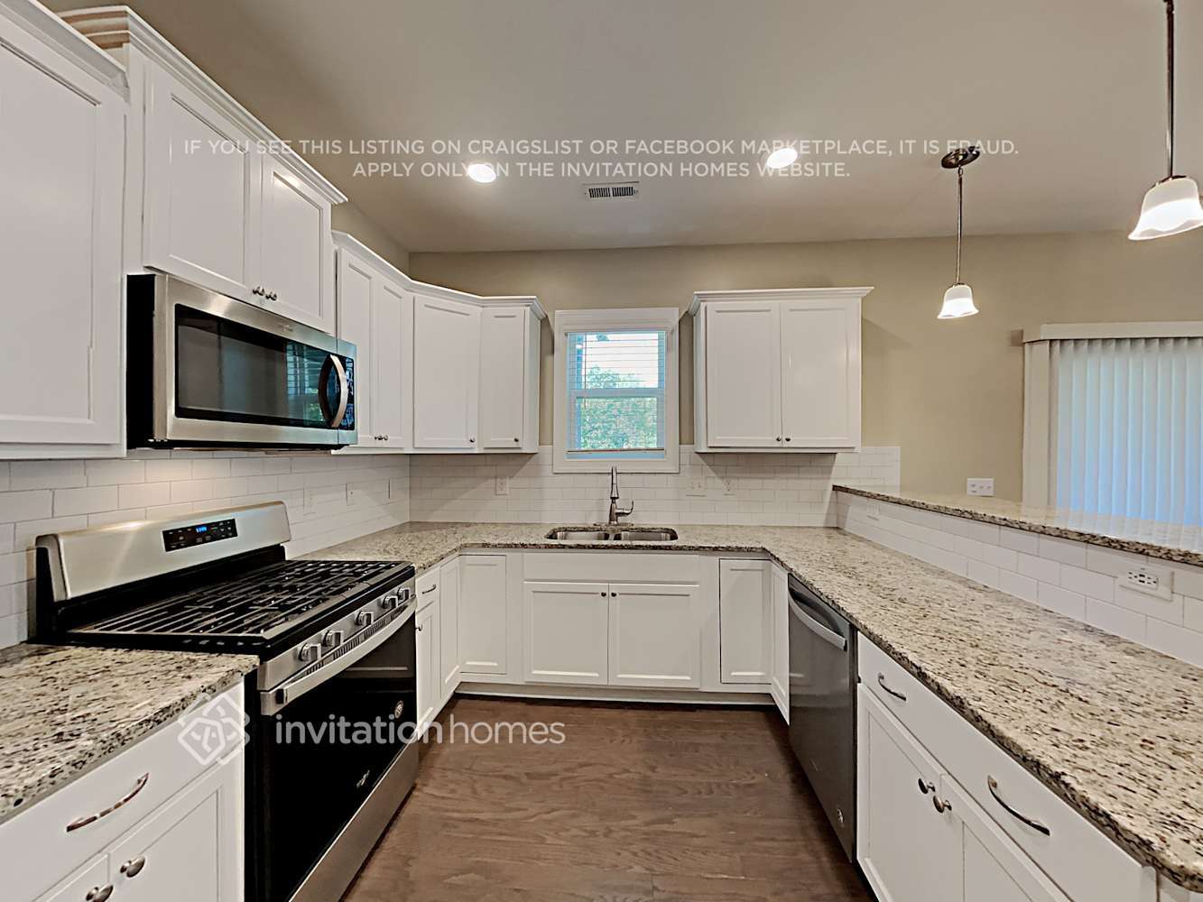 Building Photo - 377 Hawkesburg Dr