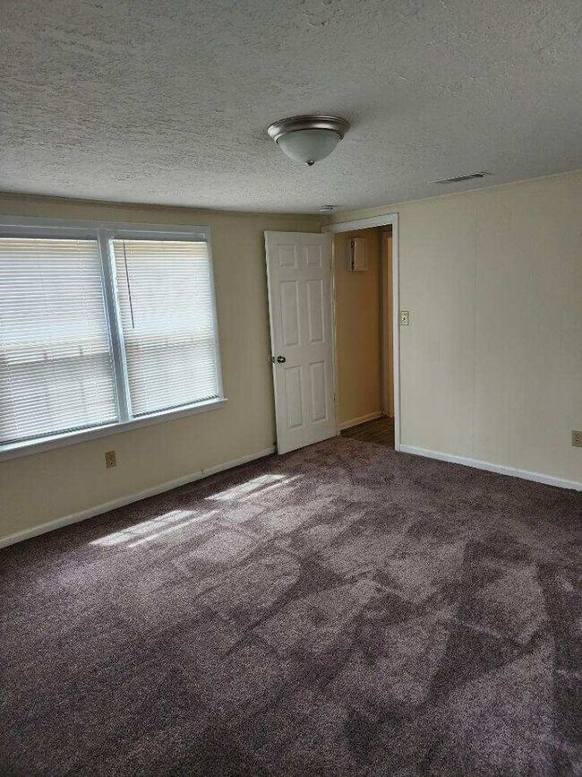 Building Photo - Nice House for Rent in South Augusta!