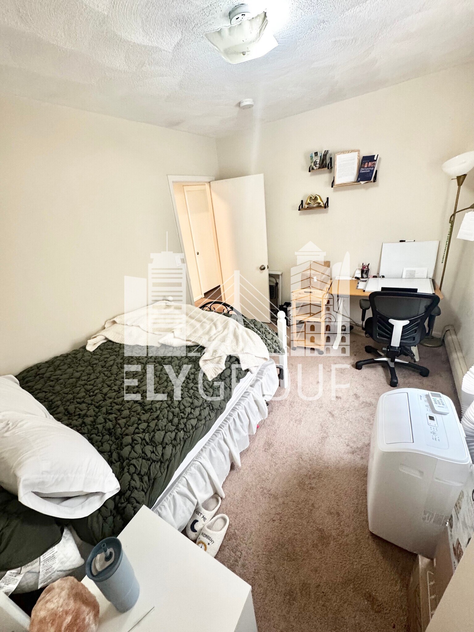 Building Photo - 14 Callender St