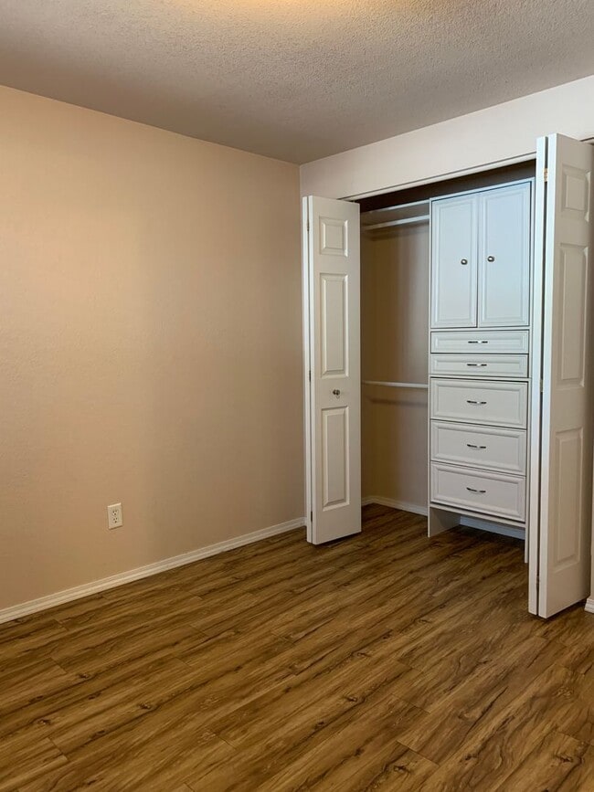 Building Photo - Charming 2 Bedroom Home in Downtown Boise - Off Broadway