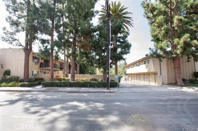 Primary Photo - 11138 Aqua Vista St