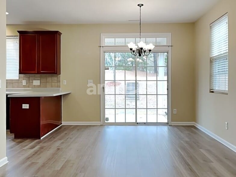 Building Photo - 189 Depot Ridge Rd