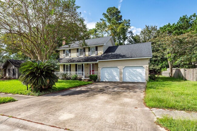 Building Photo - 4 Bedroom, 2.5 Bathroom Home in Tall Pines...