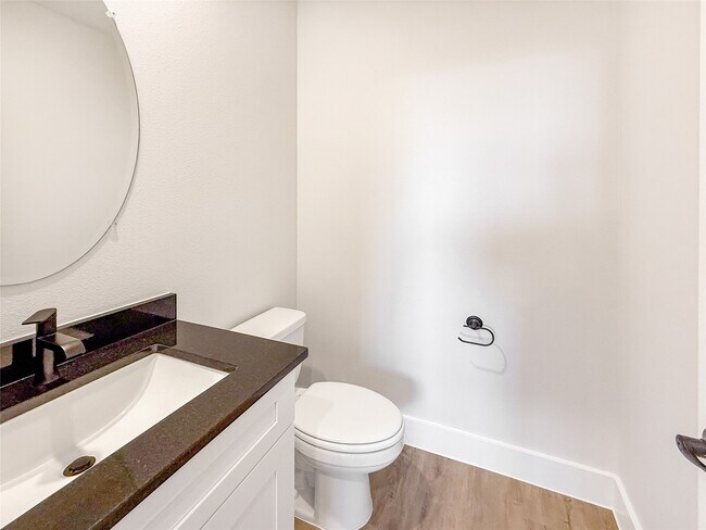 Building Photo - 5607 Mobeetie Lp