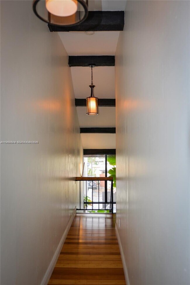 Building Photo - 7849 SW 103rd Pl