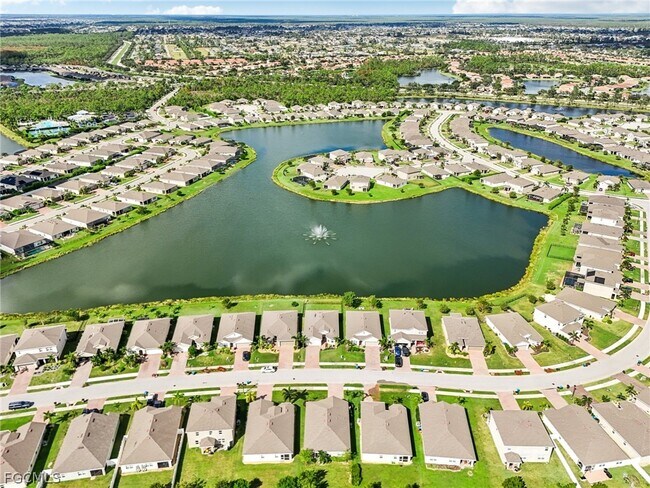 Building Photo - 3421 Cancun Ct