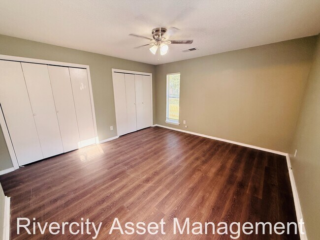 Building Photo - 6408 Green Grove Dr