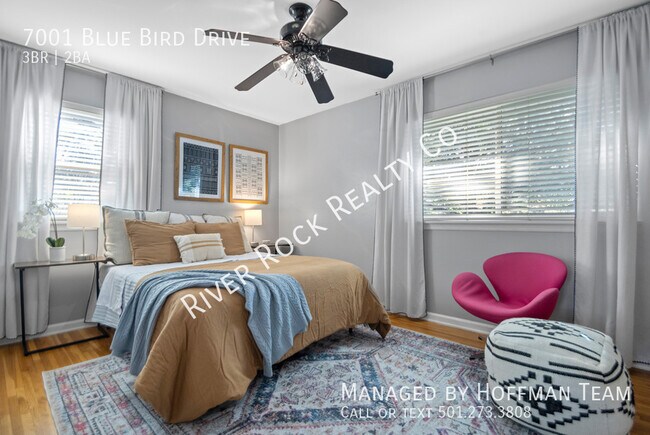 Building Photo - 7001 Blue Bird Dr