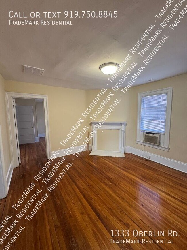 Building Photo - 2 Bedroom House on Oberlin Rd. in Raleigh