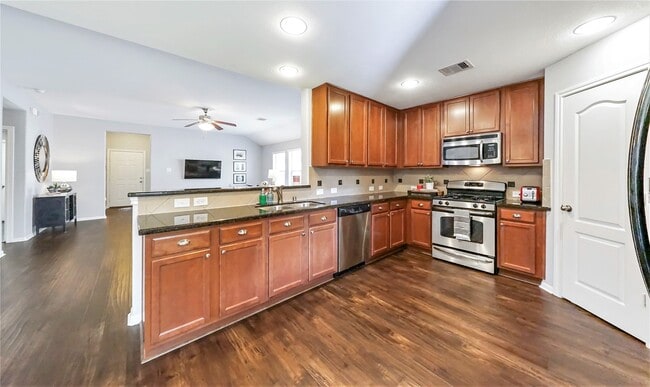 Building Photo - 5224 La Rocco Way