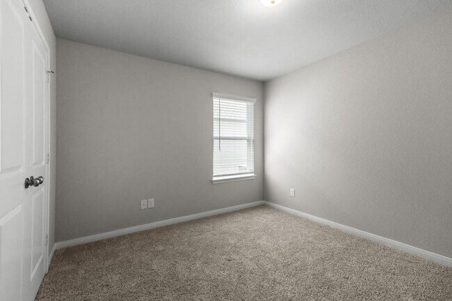 Building Photo - 7005 McGregor Lp