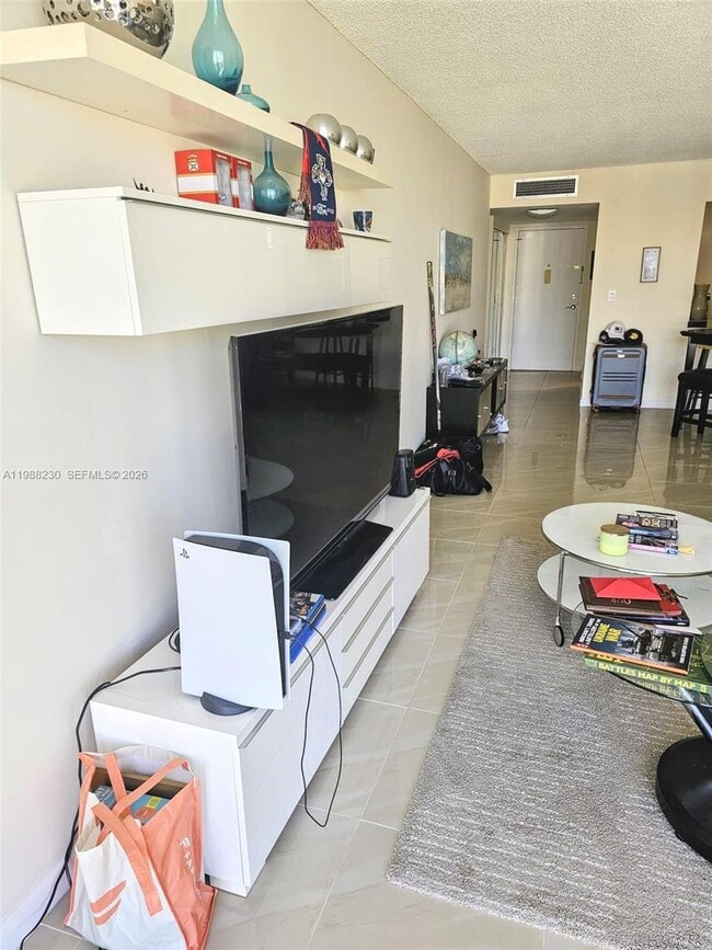 Building Photo - 601 Three Islands Boulevard