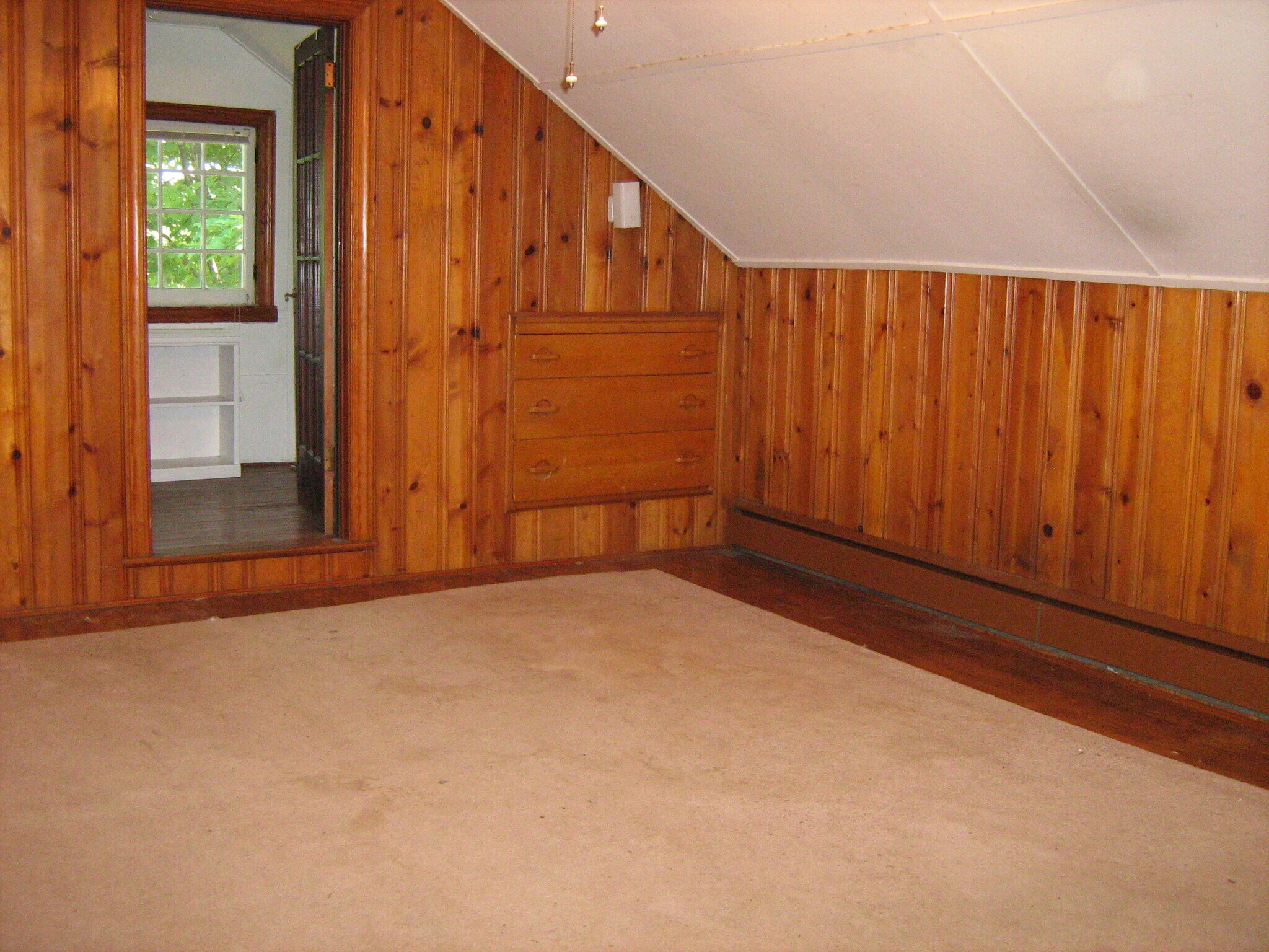 Building Photo - 210 Todd Ave