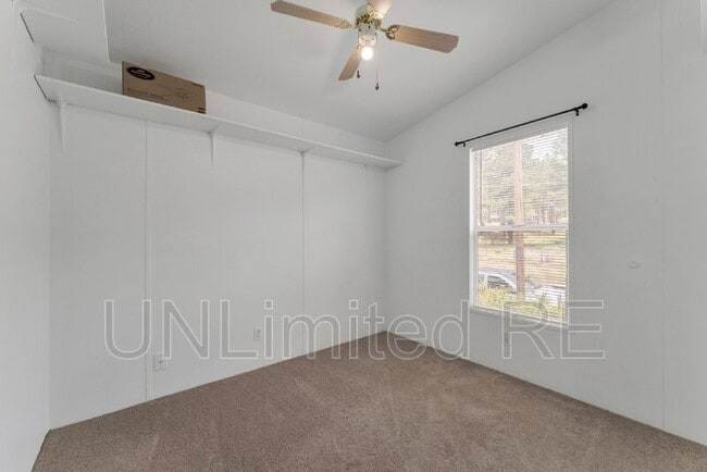 Building Photo - 766 E Zuni Dr