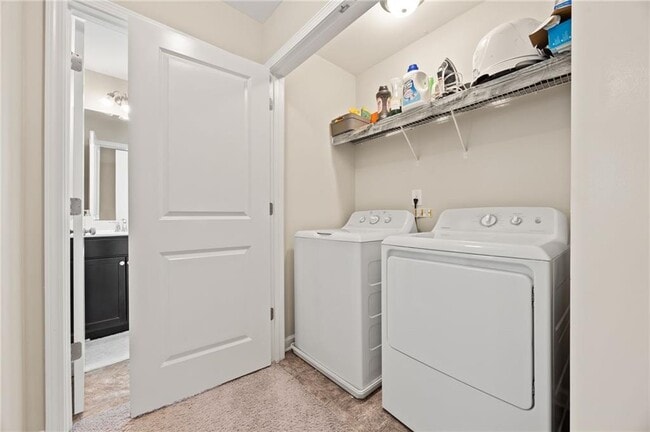 Building Photo - 5011 Longview Walk