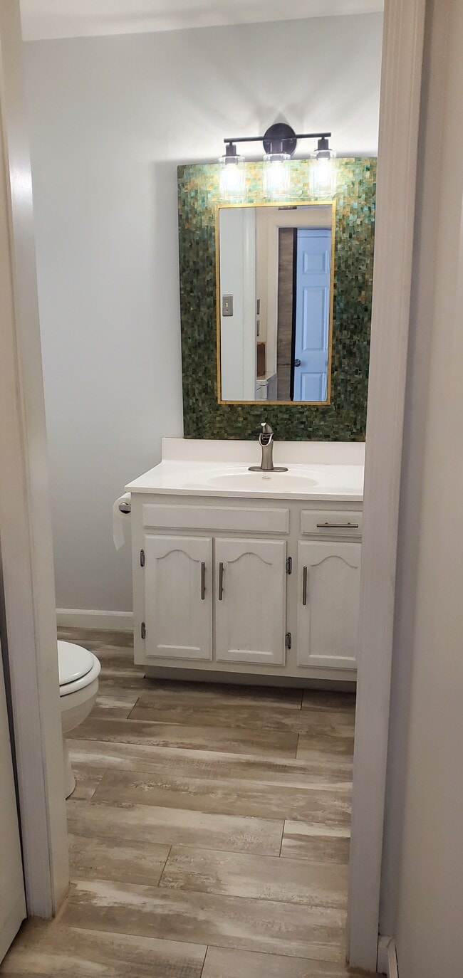 Building Photo - 8795 Sieloff Dr