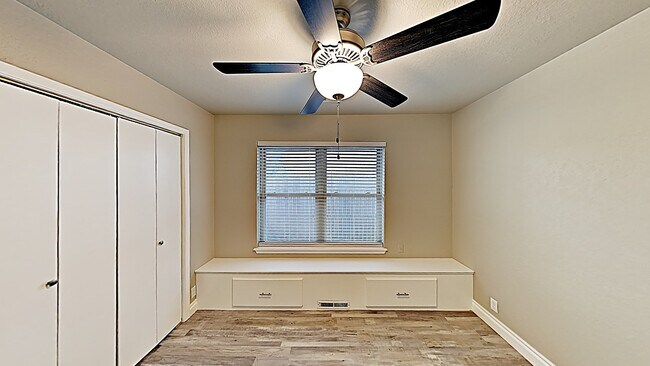 Building Photo - Beautiful 4 Bedroom 2 Bath in Edmond