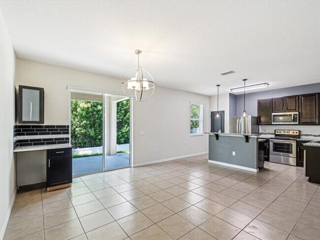 Building Photo - 11525 Southern Creek Dr