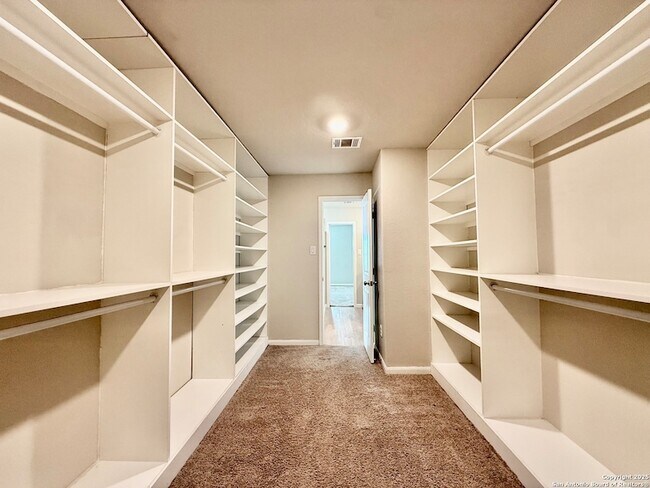 Building Photo - 8127 Glasgow Dr