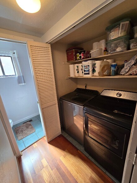 Building Photo - 3464 Ridgecrest Dr