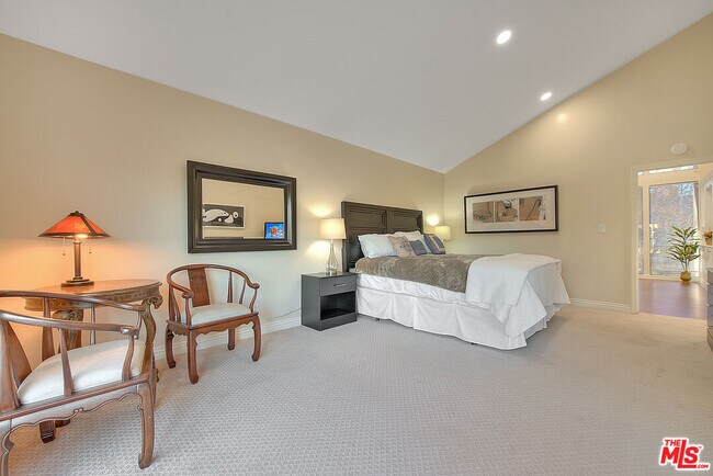 Building Photo - 3800 Weatherly Cir