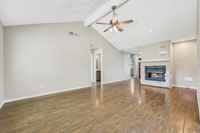 Building Photo - 2513 Northern Dr